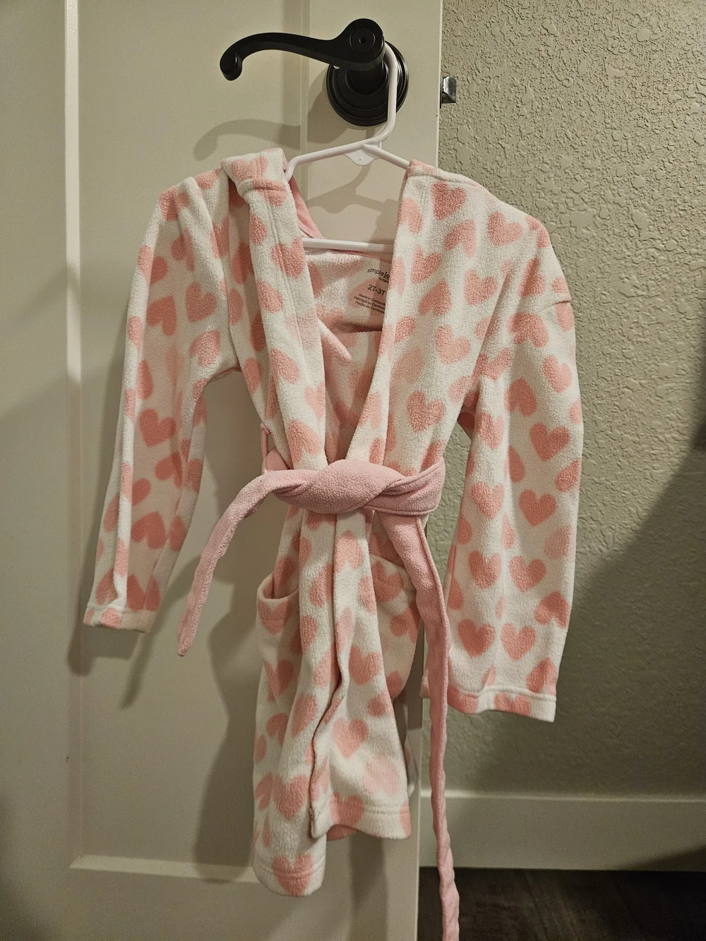 Kids Hooded Pink Heart Robe - Cozy Plush Bathrobe